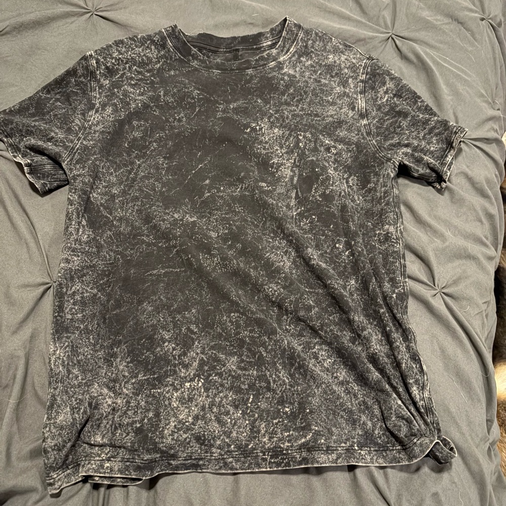 lululemon athletica Gray Short Sleeve Tee with Vintage Texture